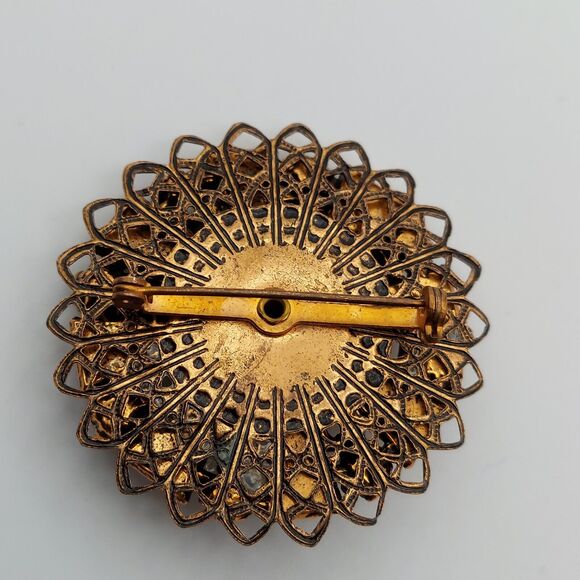 Vintage Copper Tone Filigree Pin Ornate White / Pink Confetti Lucite Brooch READ - Picture 6 of 10